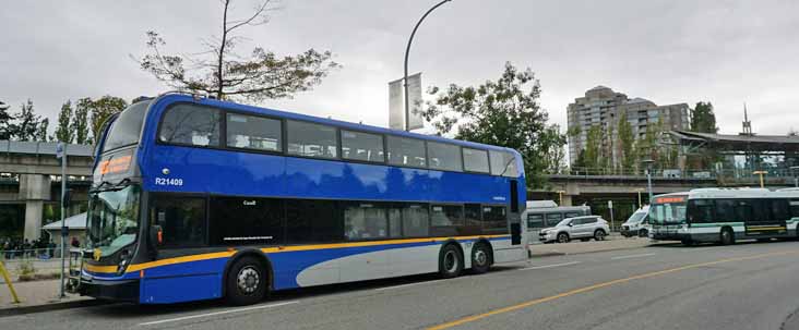 Coast Mountain Bus Alexander Dennis Enviro500MMC 21409 & Chilliwack Transit NovaBus LFS 9354